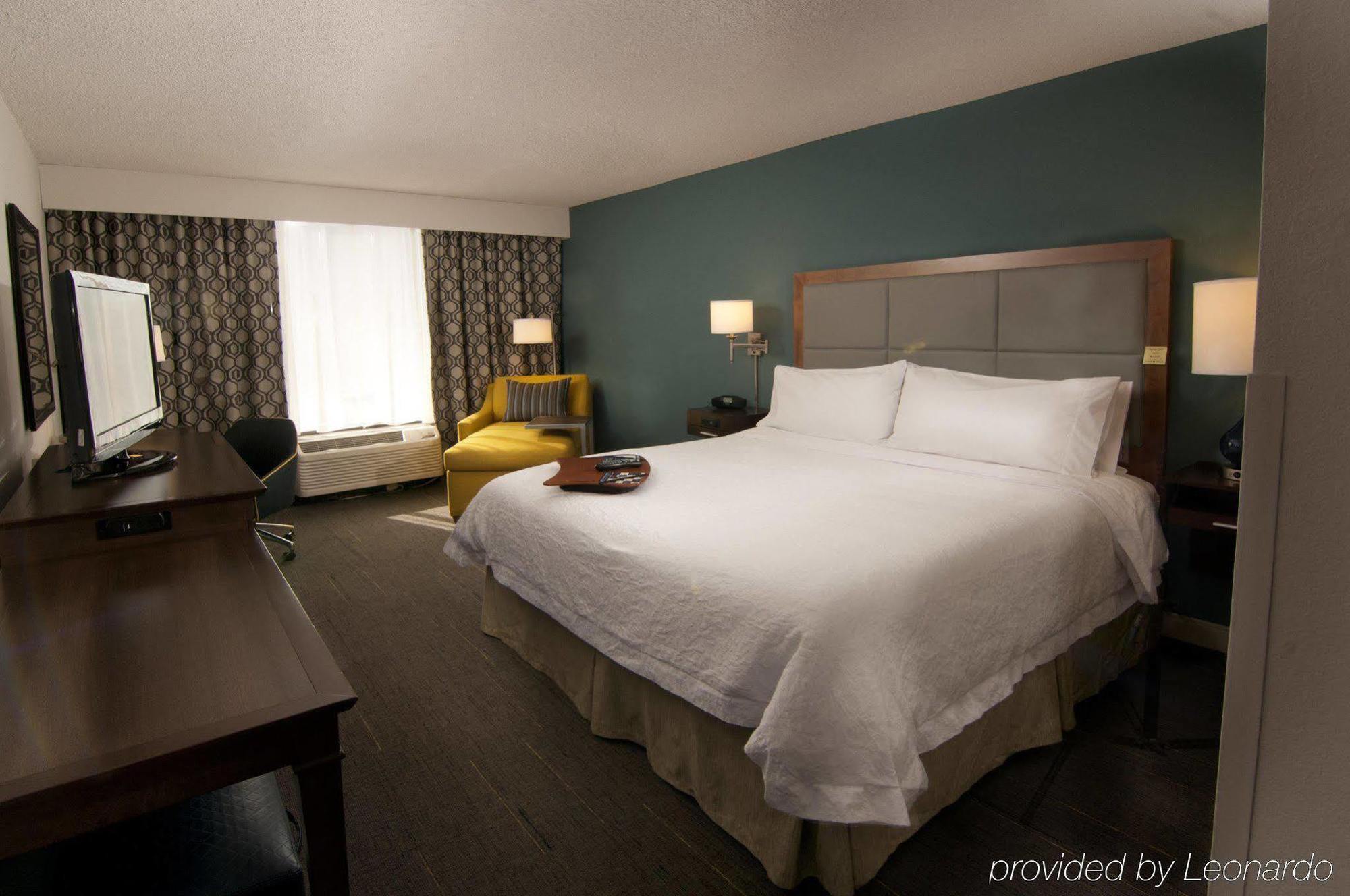 Hampton Inn Sarasota I-75 Bee Ridge Exterior photo